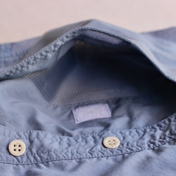 Mountain Hardware Sleeveless Button Down Top - Picture 4 of 8